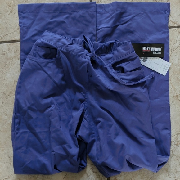 Grey's Anatomy Scrub Pants - Picture 4 of 5